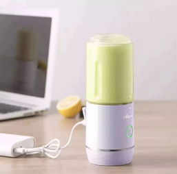 小熊果汁料理機(jī) 陽信信譽(yù)樓電器柜組有售